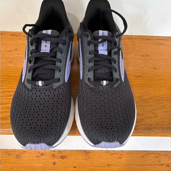 Brooks Anthem 6 Running Shoes - Picture 3 of 8